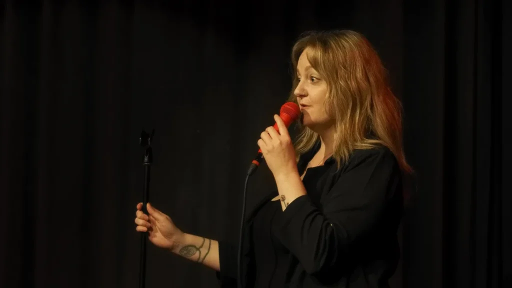 About RED MIC